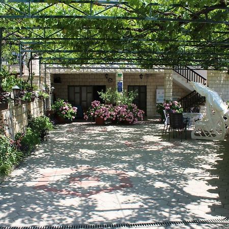 Apartments Sveti Anton Orebic Ngoại thất bức ảnh