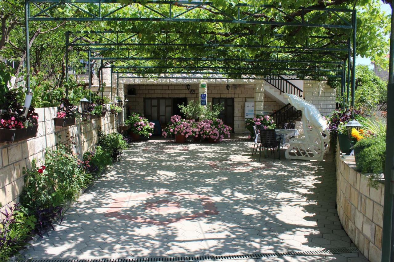Apartments Sveti Anton Orebic Ngoại thất bức ảnh