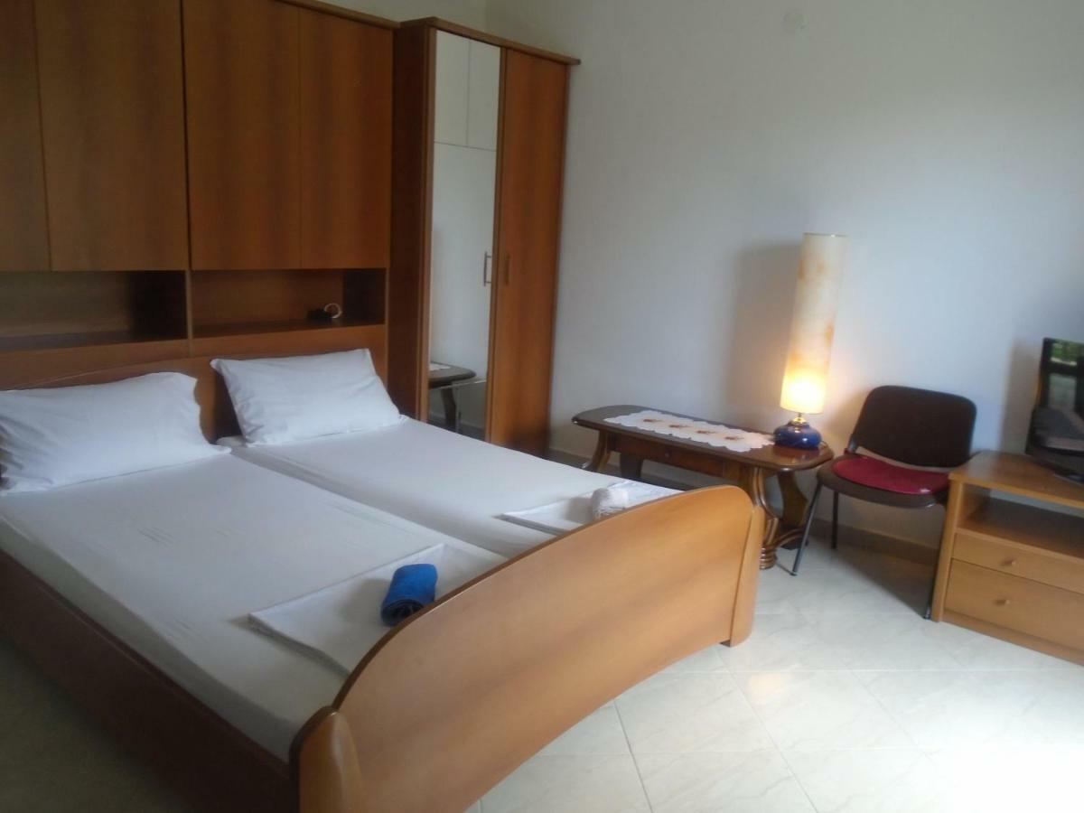 Apartments Sveti Anton Orebic Ngoại thất bức ảnh